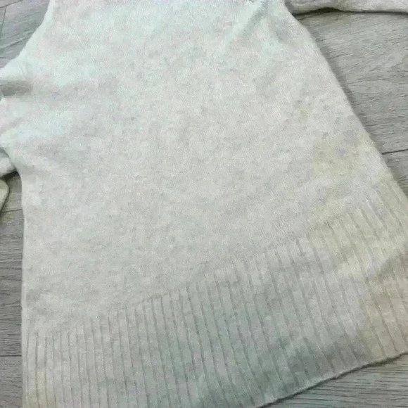 Madewell Cream Soft Turtleneck Sweater Size M - Picture 7 of 10